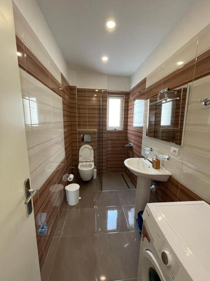 Seaside Apartmens Sarande Exterior photo