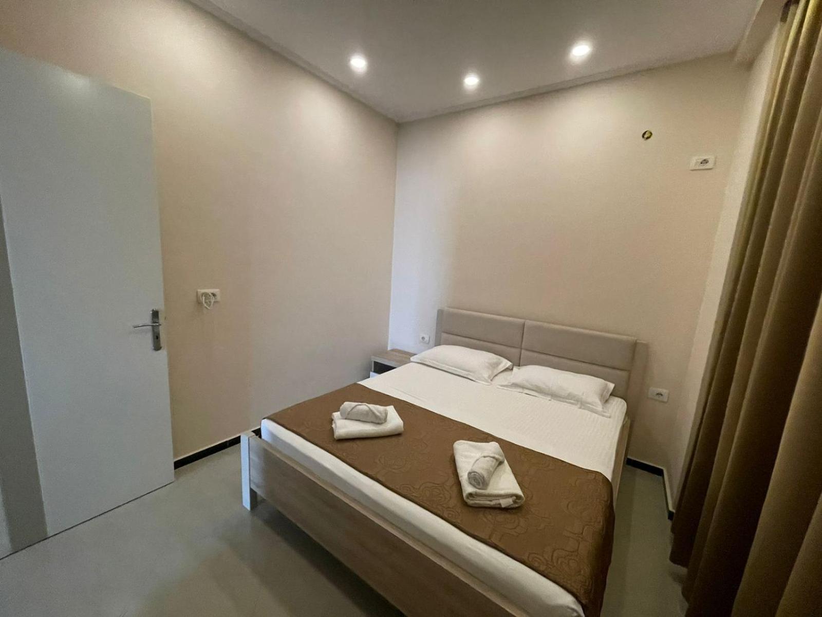 Seaside Apartmens Sarande Exterior photo
