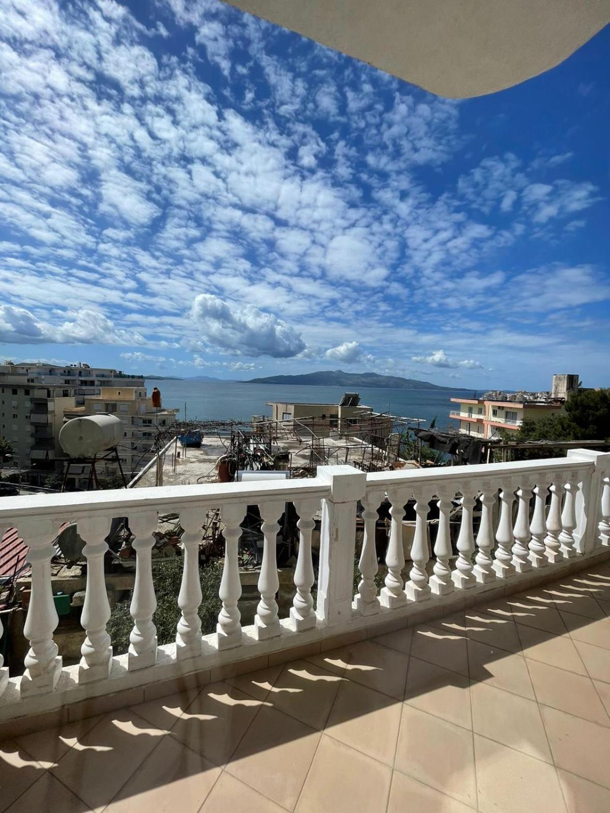 Seaside Apartmens Sarande Exterior photo
